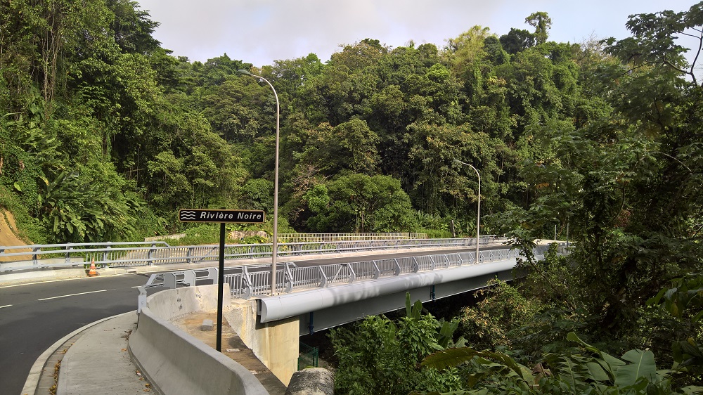 40. Pont sur la riviere Noire à St Claude Antilles Géotechnique